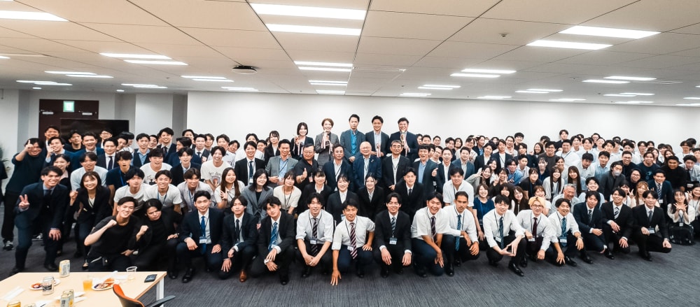 【マーケティングコンサルタント職】学生の 枠を超え、市場を動かすマーケターへ