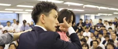 学生のうちに差をつけろ!
高時給1500円×全力実践型インターン