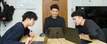 CEO直下で挑む!
急成長企業のマーケティングインターン