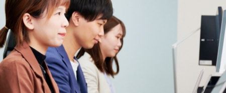 【外国人支援を行う急成長企業】次世代に通
用するマーケティングを学ぶ長期インターン