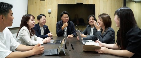 圧倒的成長!同世代を圧倒的したい人へ!
"学生主体組織で"トップセールスへ!